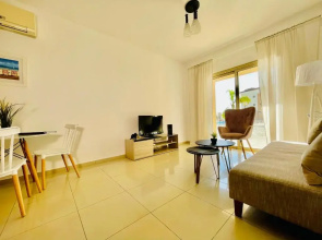 Oracle 1 bedroom A1-002