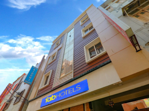 Fabhotel Shree Galaxy