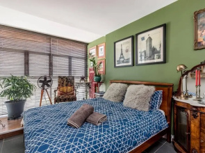 Waterloo Two Storey Garden Penthouse Apartment