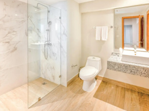 Coral Costa Caribe Beach Resort - All Inclusive