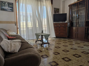 Sicilian Apt in Donnalucata-sleeps 4- 2 Min Beach