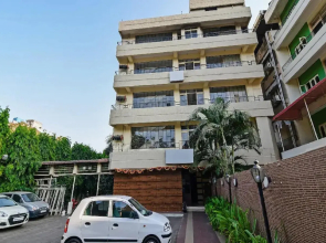 Goroomgo New Sunder Indore