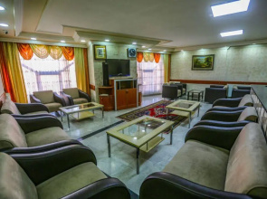 Zumrut Hotel