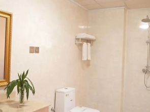 Yingbinlou Hotel
