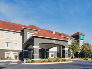 La Quinta Inn & Suites by Wyndham Savannah Airport - Pooler