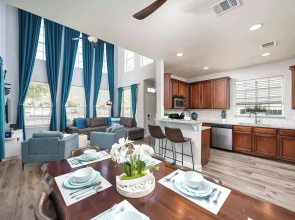 Upstay Spacious Home Duplex for Group of 17