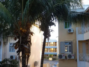 2 bedrooms appartement with sea view balcony and wifi at Flic en Flac