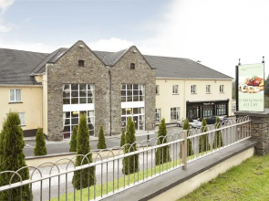 Riverside Park Hotel