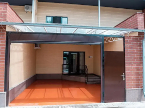 Golden Dragon Villa Hotel