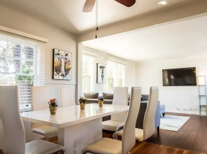 Stunning Alameda One Bedroom