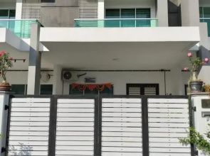 Family Holiday Home