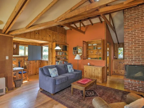 Hillside Home w/ Deck & Views of Tomales Bay!