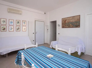 N236 - Numana, bilocale vista mare nel cuore del paese