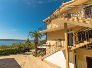 Miljko - A10(4+1) in Brela