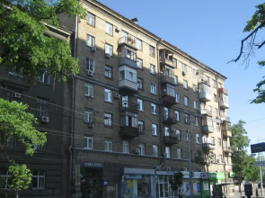 Hotel Status Apartments