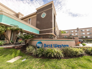 Best Western Inn & Suites San Diego – Zoo/SeaWorld Area