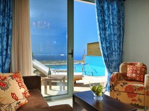 The Noverian Scenic Crete Hilltop Villa Resort & Spa