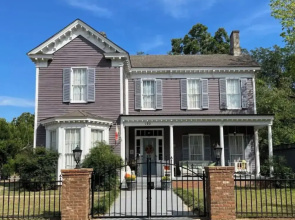The Wynne House Inn