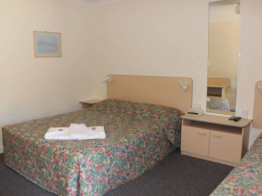 Mid Coast Motor Inn