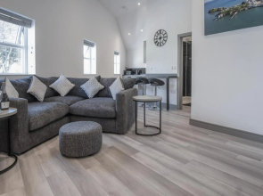Four Seasons - 1 Bedroom  - Tenby
