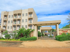 Hotel 7 Seasons Entebbe