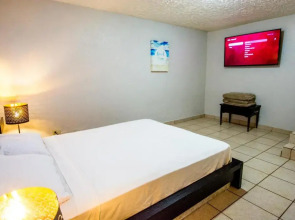 Beach view & Boardwalk 1 BRD Getaway