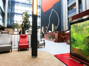 Skyline Airport Hotel