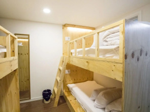 Step Inn Myeongdong 2 - Hostel