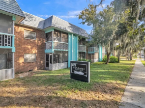 Charming 1br Apt In Eustis! 1 Bedroom Apts by RedAwning