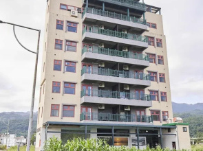 First Shanhai Hotel
