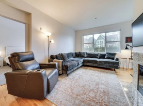 Condo 6 Mi to Lumen Field & Dtwn Seattle!