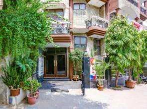 FabExpress Lloyd House