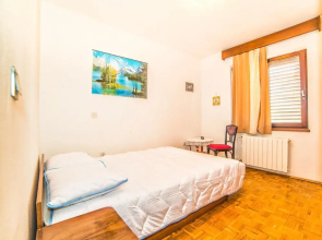 Apartment Belušić / Three Bedrooms A1