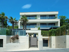 Apartment for 4 Persons with a Private Pool And Sea View in Crikvenica