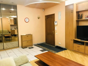 KyivHome Huge apartment in Kreschatik