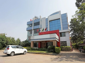 OYO 6401 The Neelam Executive