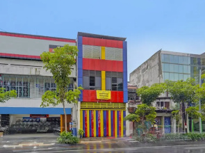 Hotel O Surabaya near Universitas Airlangga formerly Kertajaya Residence Surabaya