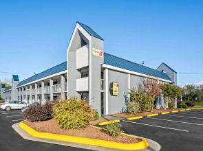 Super 8 by Wyndham Garysburg/Roanoke Rapids