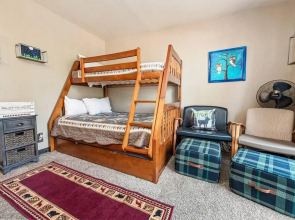 Ponderosa Hill Cabin