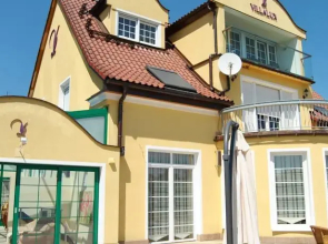 Lelux Villa