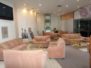 Prime Isthmus Hotel