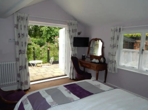 Frogs Hall B&B