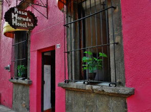 Hotel Rosa Morada