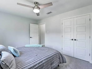 Luxury Granbury Home w/ Private Boat Dock!