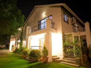 La Boheme Guesthouse