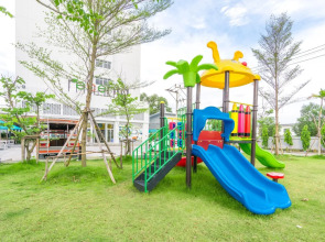 Отель Recenta Suite Phuket Suanluang