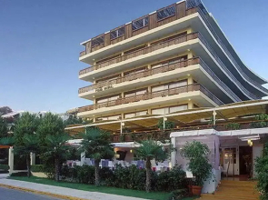 Plaza Vouliagmeni