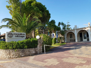 Mouikis Sun Village