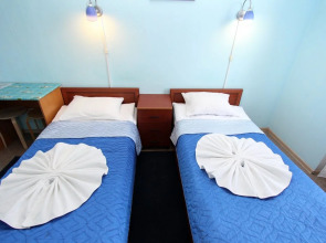 Krasny Kovrik na Pushkinskoy