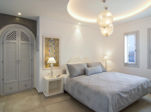 Santorini Secret Premium